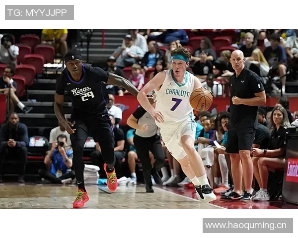 黄蜂4号签选中克尼佩尔!丹尼-格林:好操作 黄蜂在建立不同文化 黄蜂4号签选中克尼佩尔!丹尼-格林:好操作 黄蜂在建立不同文化